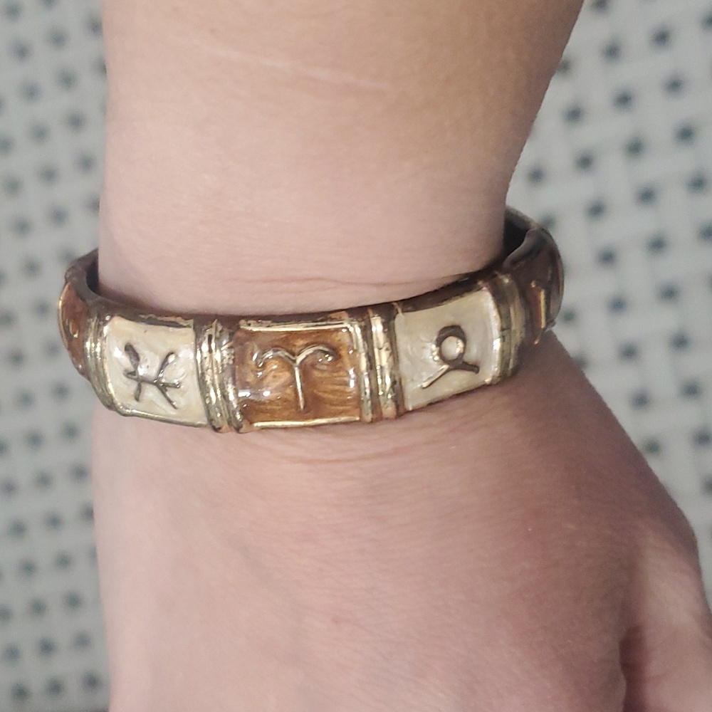 Vintage Enamel zodaic bracelet made in korea
